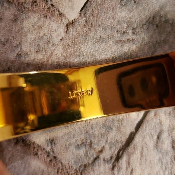 J. CREW bangle style bracelet. - Picture 4 of 8